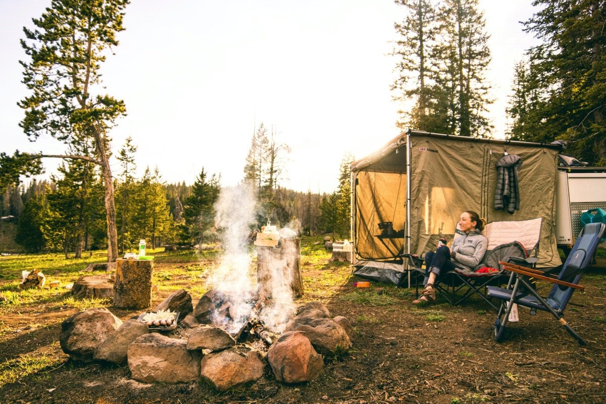 Read on for the descriptions, pros, and cons of 8 of the best canopy tent options on the market.