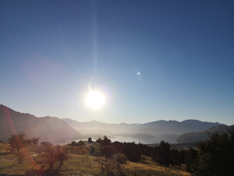 Sunset captions for Instagram don’t have to be long and fancy! Check out these 20 short sunset captions to sum up your sunset in a few words.