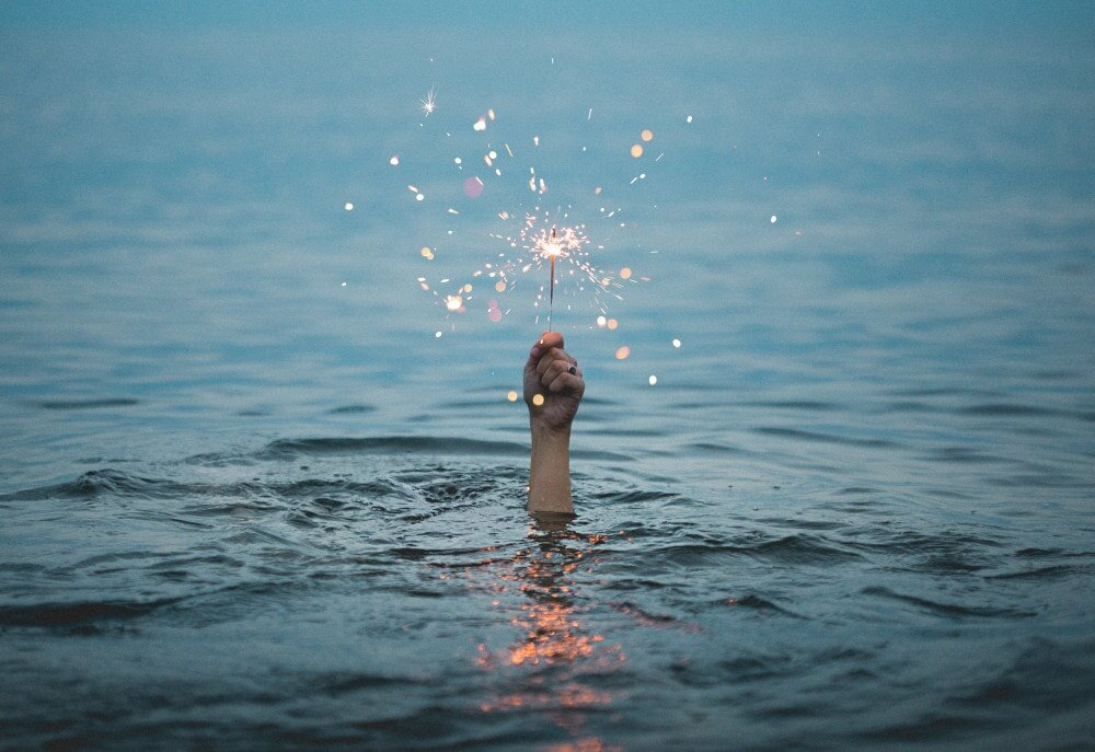 Looking for further motivational captions ideas on hard work, self-confidence, and pushing through tough times? Check these ones out: