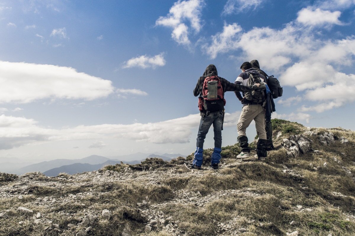 Looking for funny hiking quotes and captions? These one’s might (just about) do the trick: