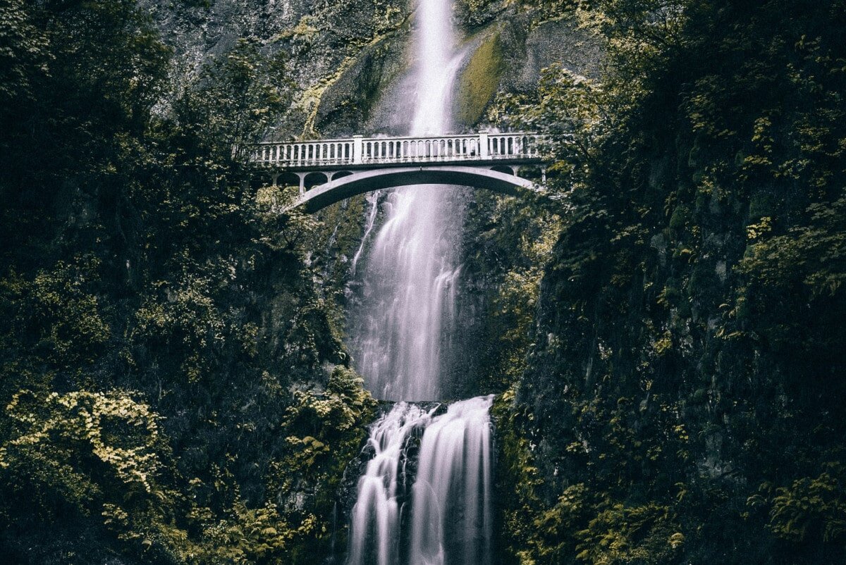 This set of peaceful quotes for waterfalls include some more of my favourites!