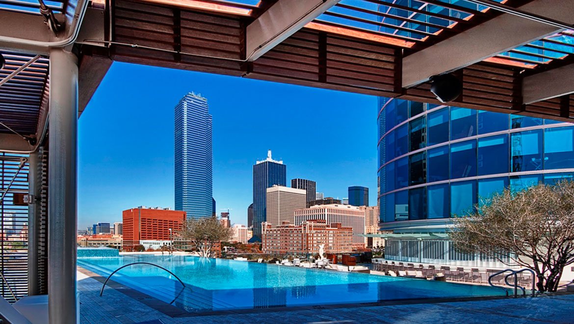 Omni Rooftop Pool.jpeg