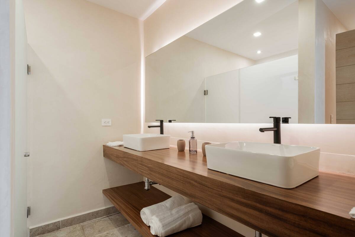 Tulum - Bathroom 2.jpeg