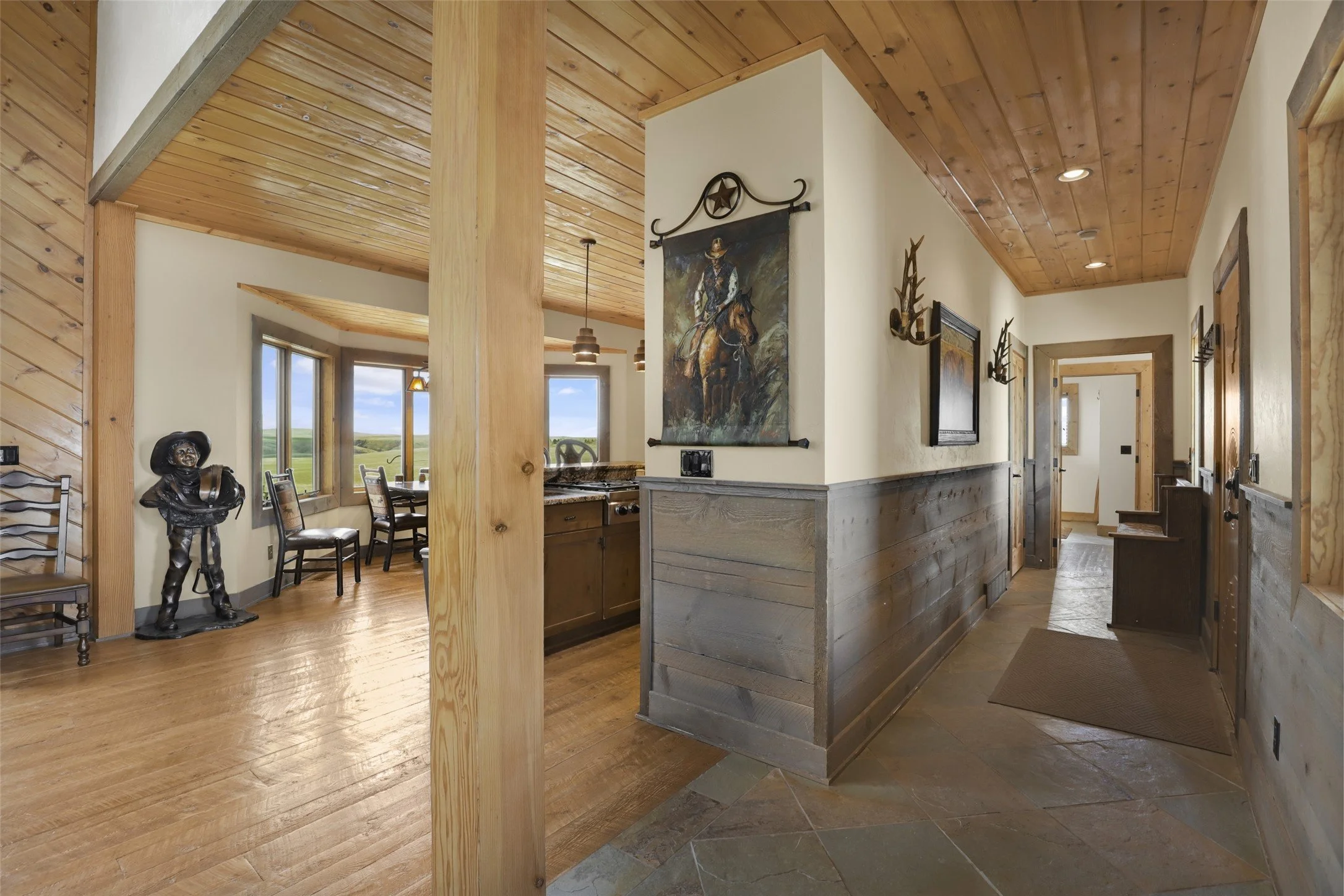 Belt - Kitchen.jpg