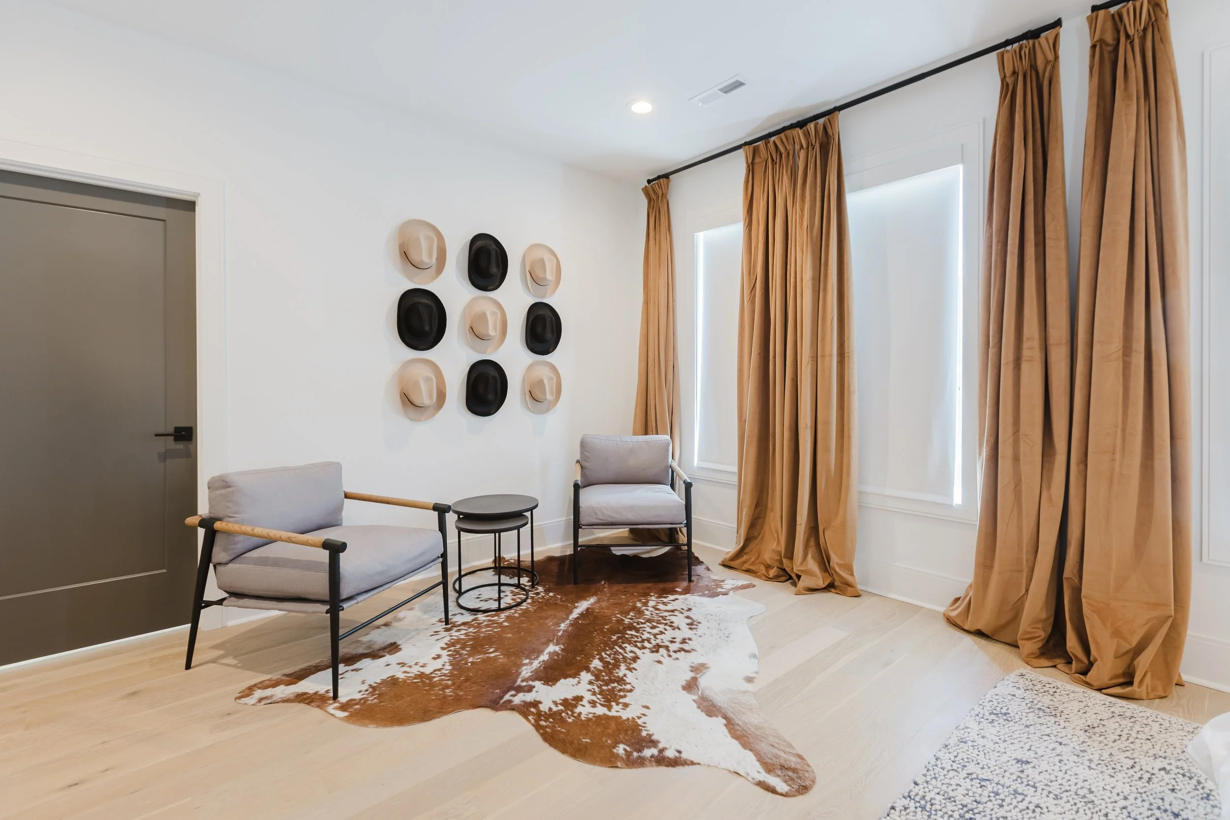 Notes of Nashville - Bedroom 1.jpg