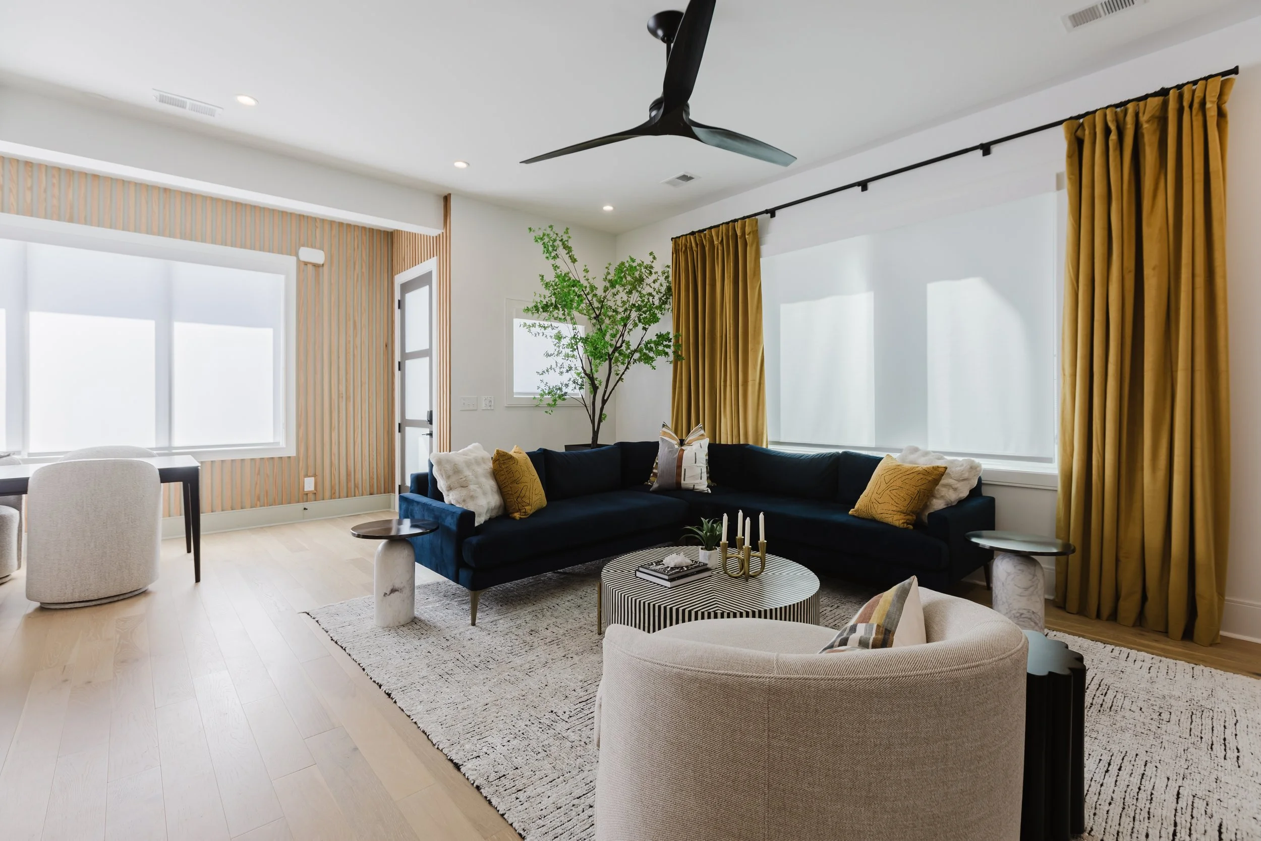Notes of Nashville - Living Room 3.jpg