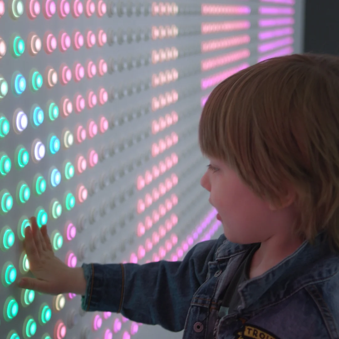 AnypixelChildSquare2.jpg