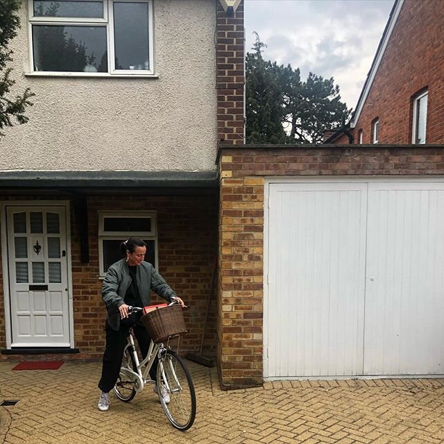 mums house , bffs bike, bfs post, my scrunchie x