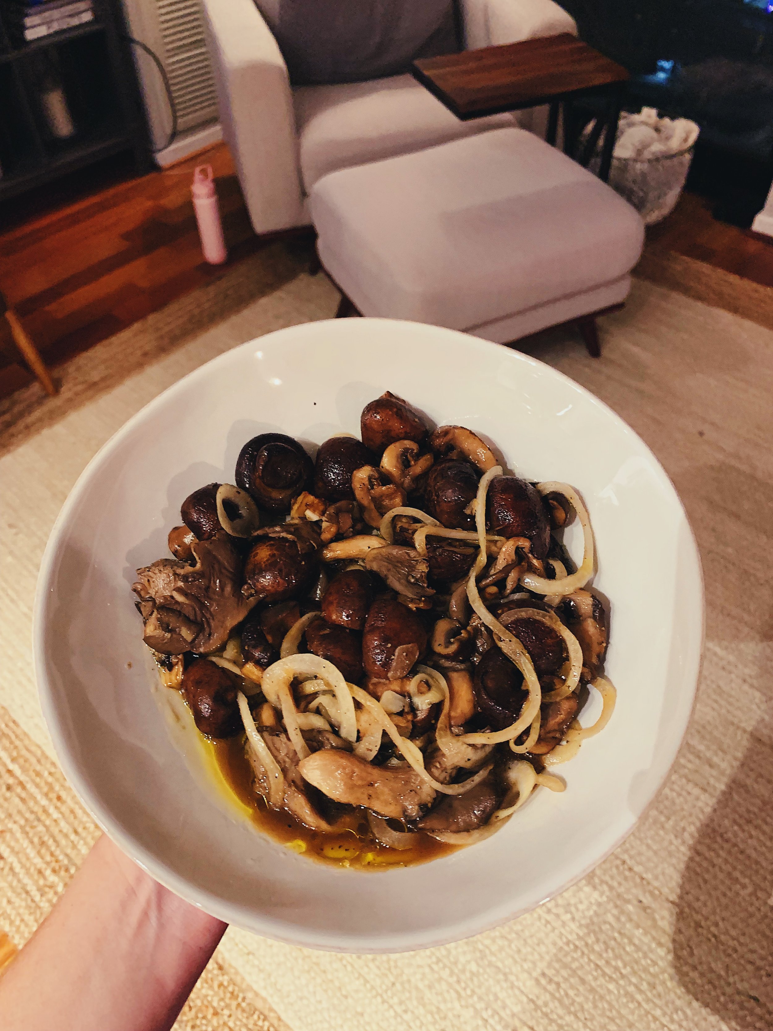tangy-roasted-mushrooms-alison-roman-2.jpg