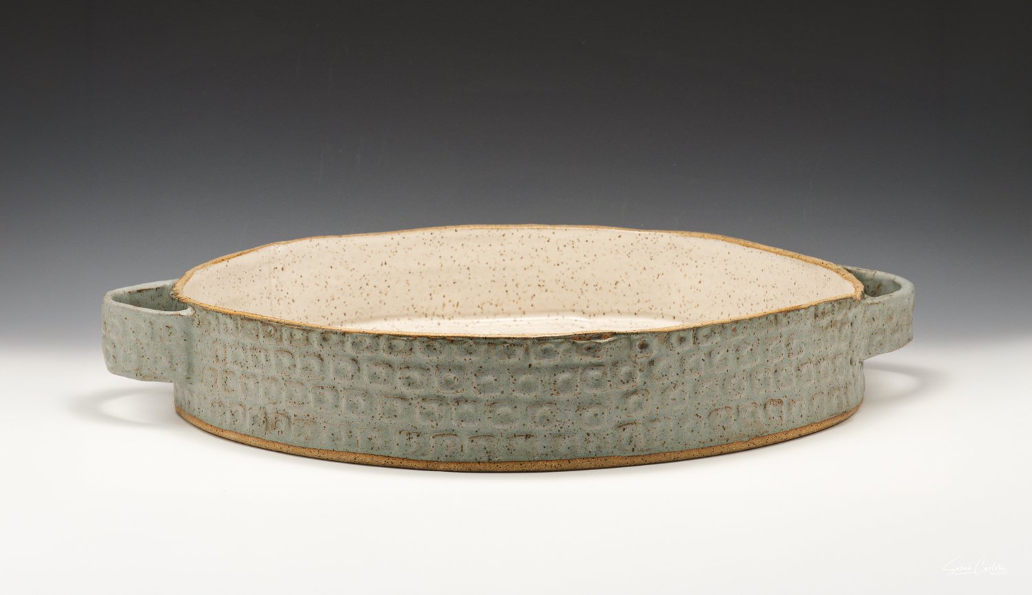 Round serving platter.