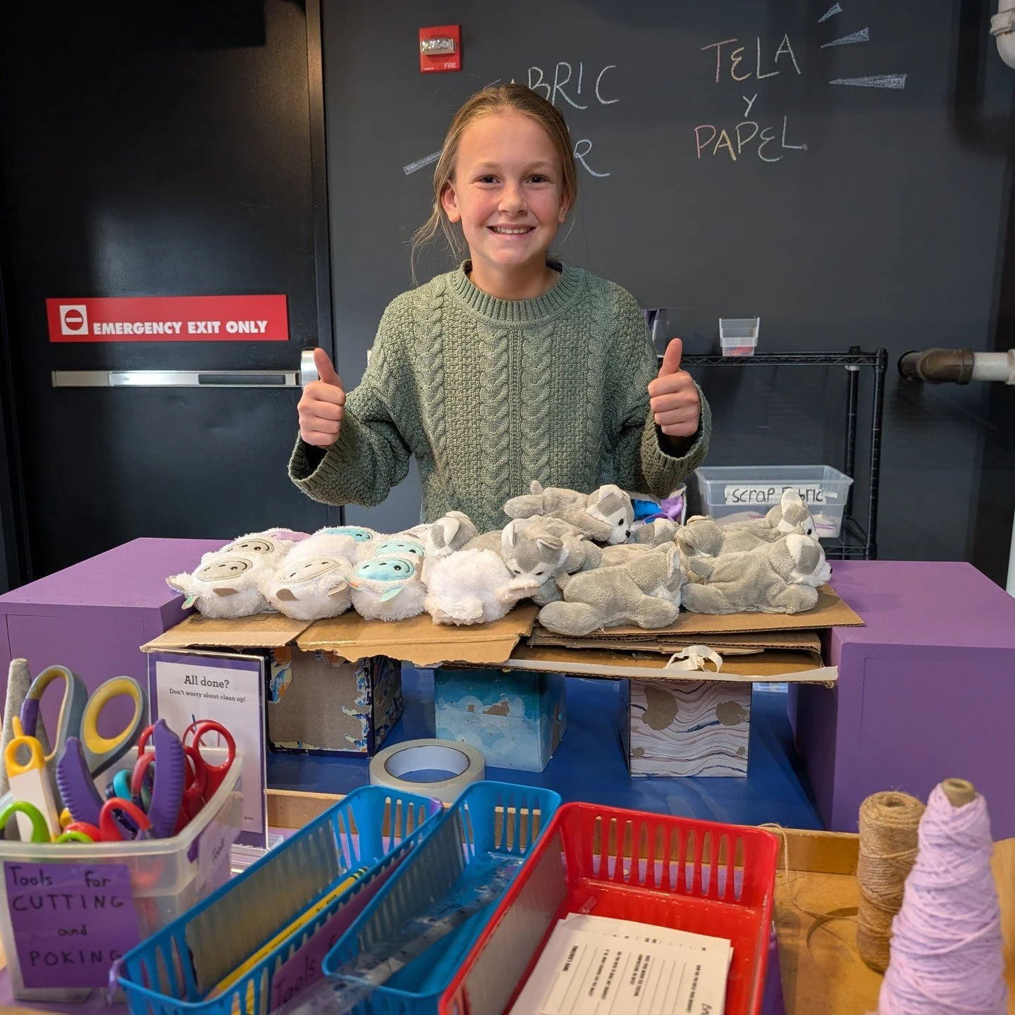 Oh no! Our toy friends need help getting to their playdate. This guest built a pretty strong bridge 🌉 for all of her toy friends to cross. There are so many ways to build a sturdy bridge to help your toy friends. How will you build yours? 

Come bui