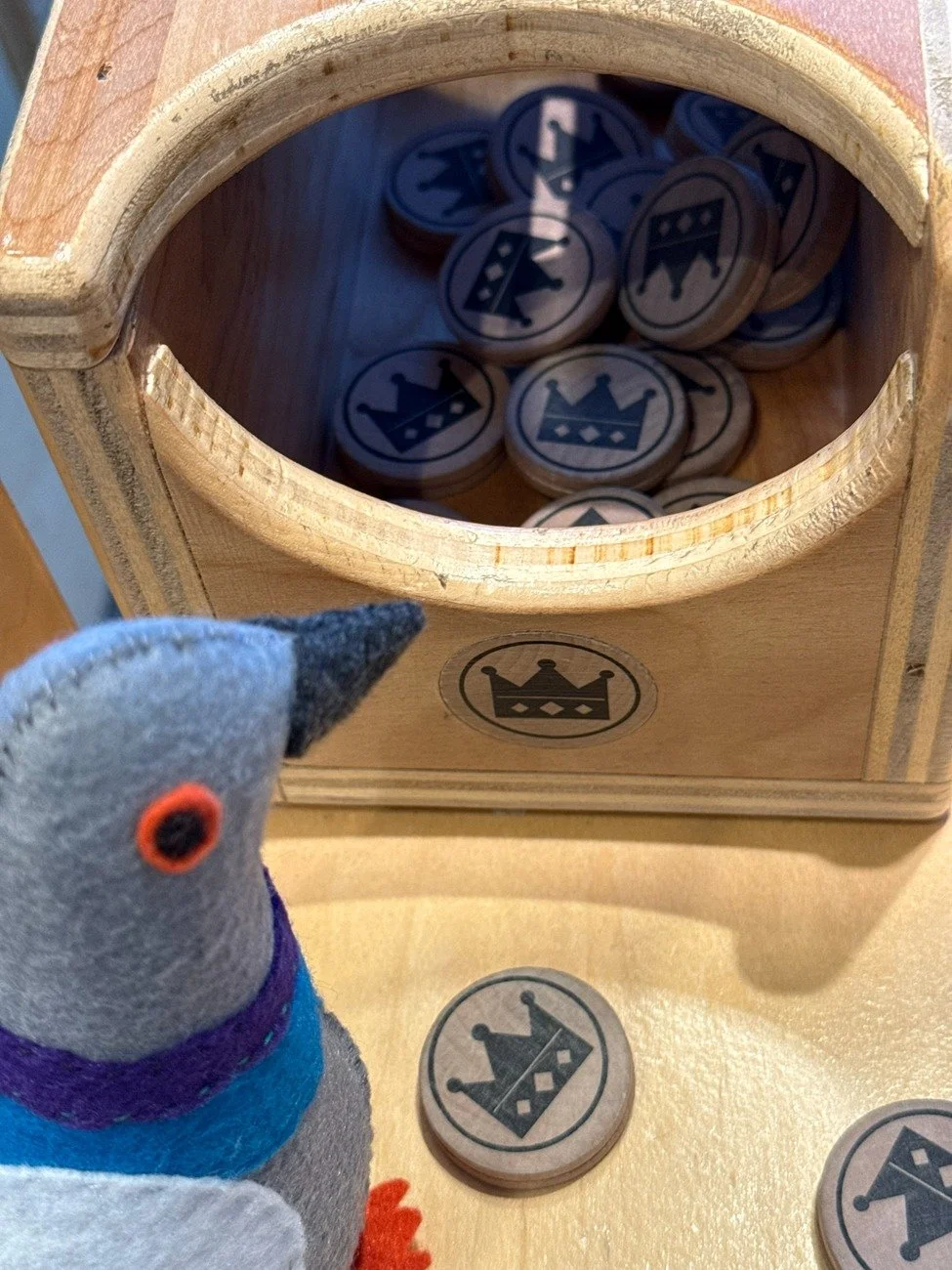 Oh look, Earl has landed over in Castle. After getting some extra coins, it looks like he's set the table and is preparing for a feast. Will you be joining him at the table? 

Castle is presented by @shrinerschicago.
