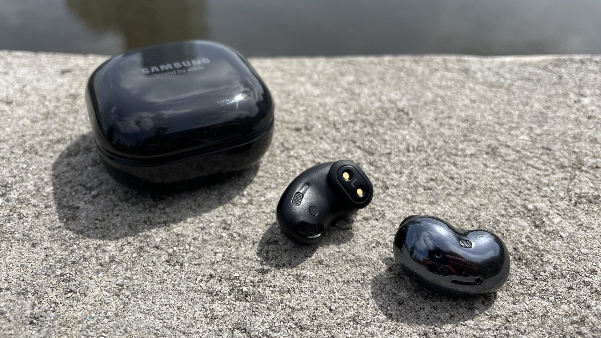 Samsung Galaxy Buds Live, Wireless Earbuds