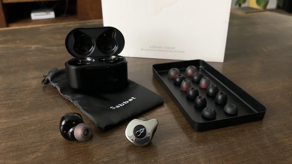 Sabbat E12 Review Two Kinds Of Sound One Package