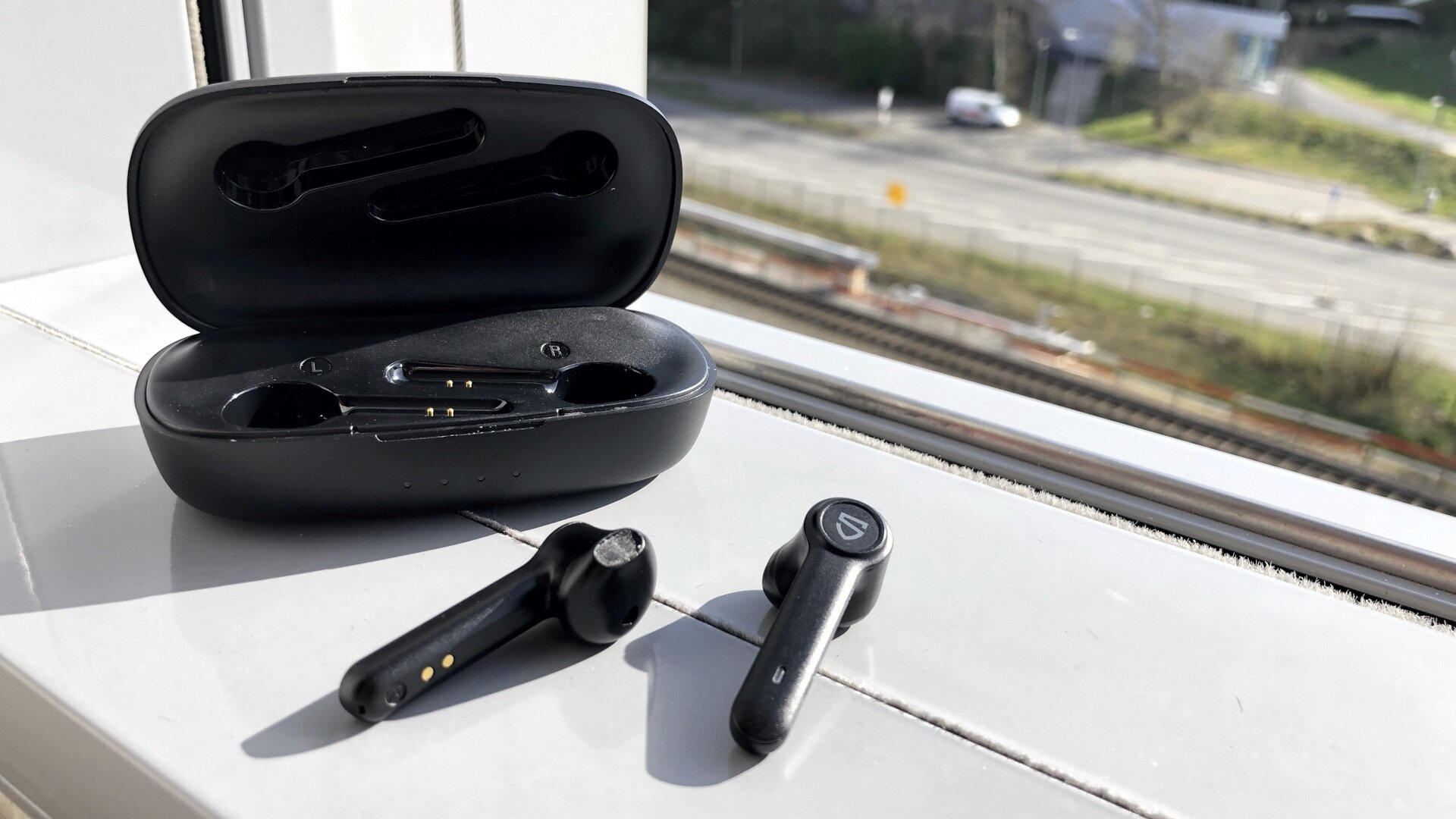 soundpeats earbuds wireless