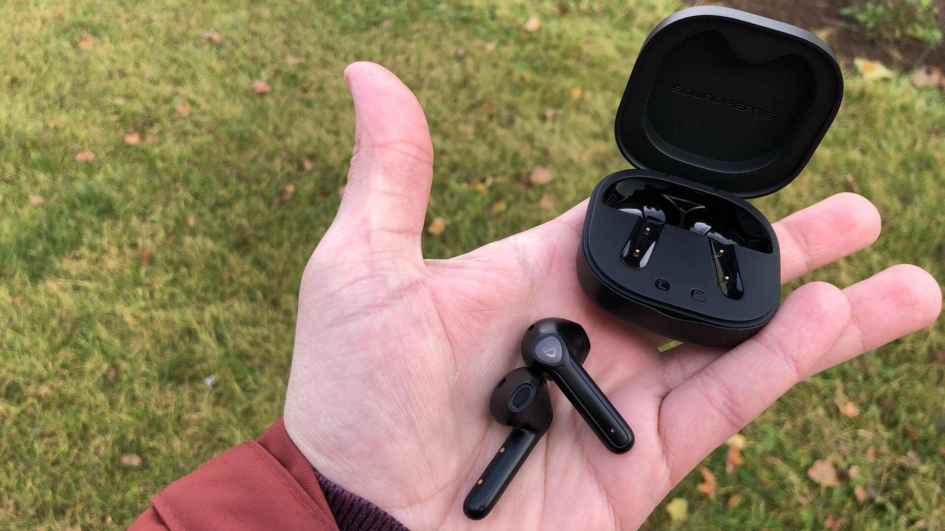SOUNDPEATS TrueAir2 won't pair together. : r/Earbuds