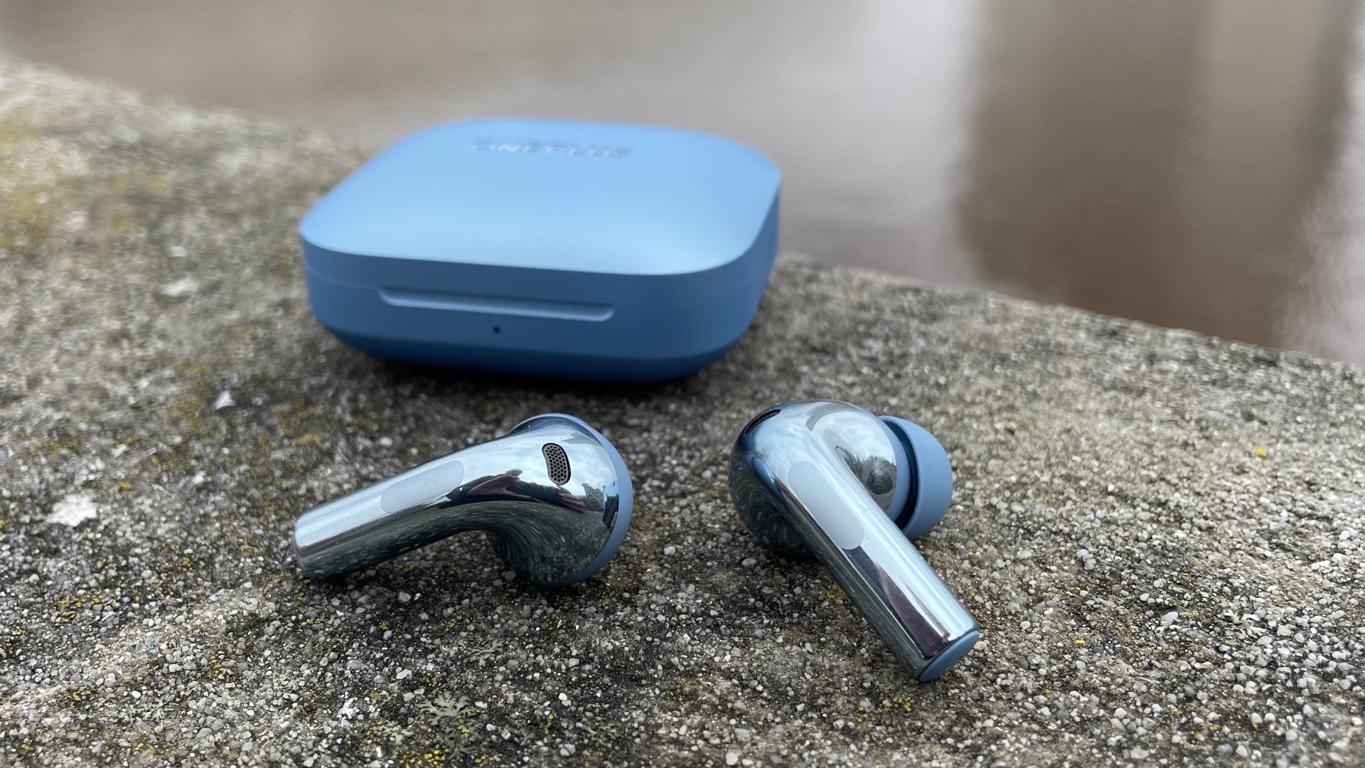 OnePlus Buds 3 Are Excellent Earbuds For Those Who Don't Want to Spend a Lot