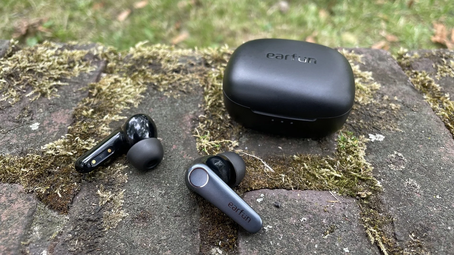 Wireless Earphones Best Earphones In Budget Best Budget True