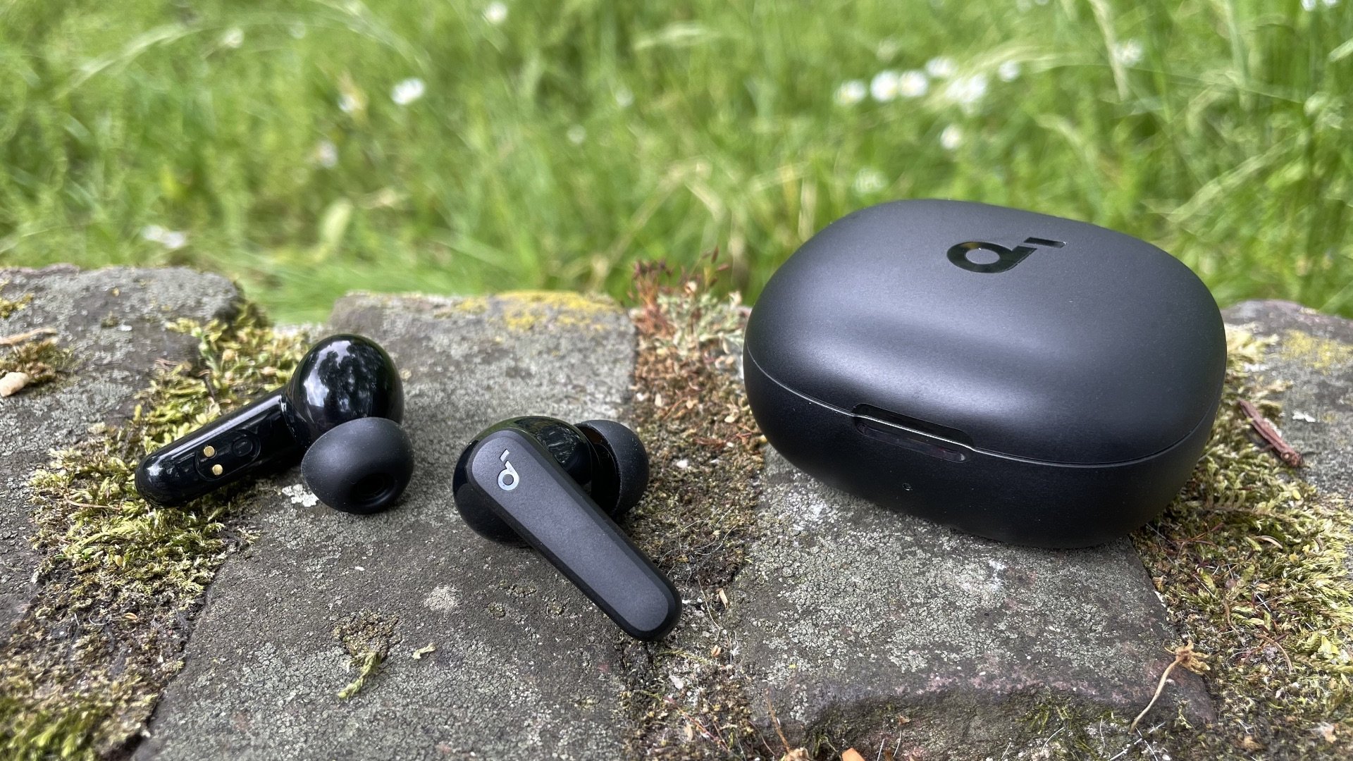 Anker Soundcore P20i Review: affordable earbuds that sound great