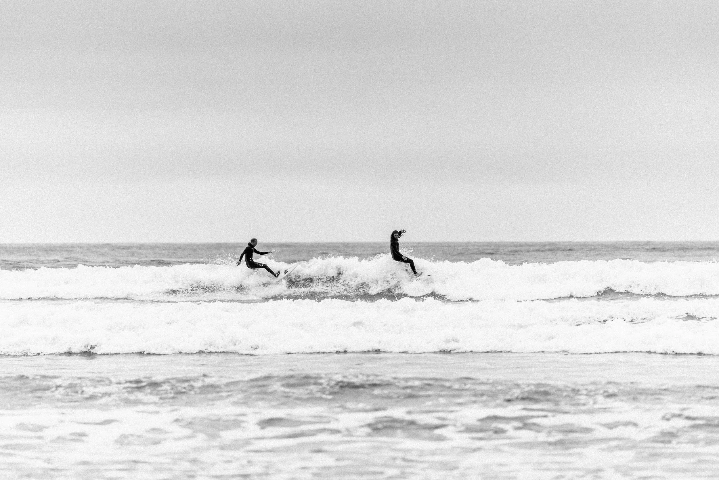 PARTY WAVE