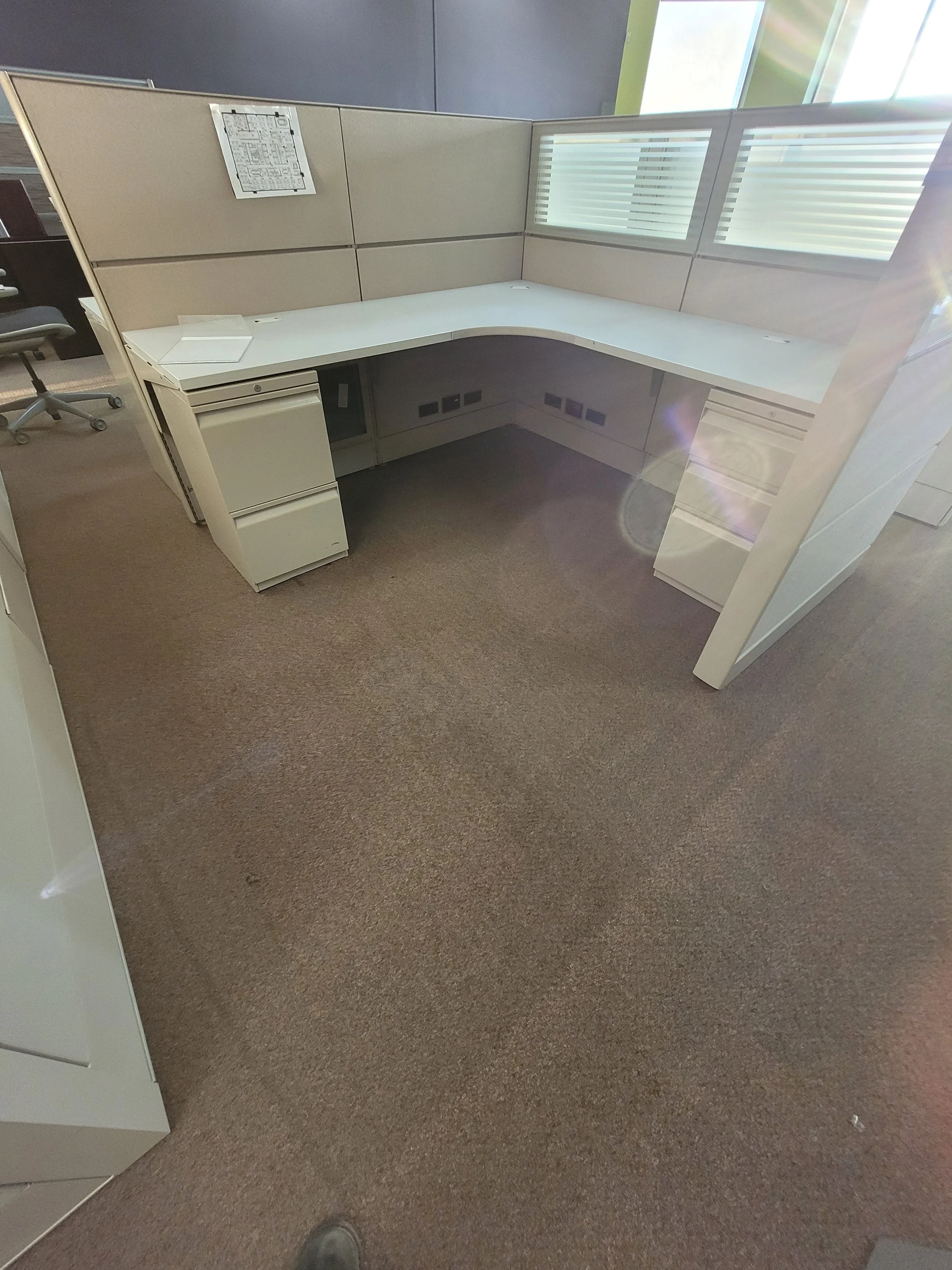 TEKNION TRANSIT | work stations 6ft x 6 ft