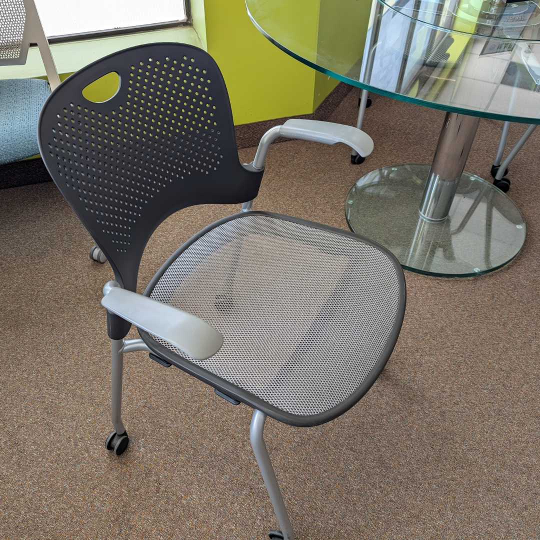 HERMAN MILLER | Caper Chair - Blue