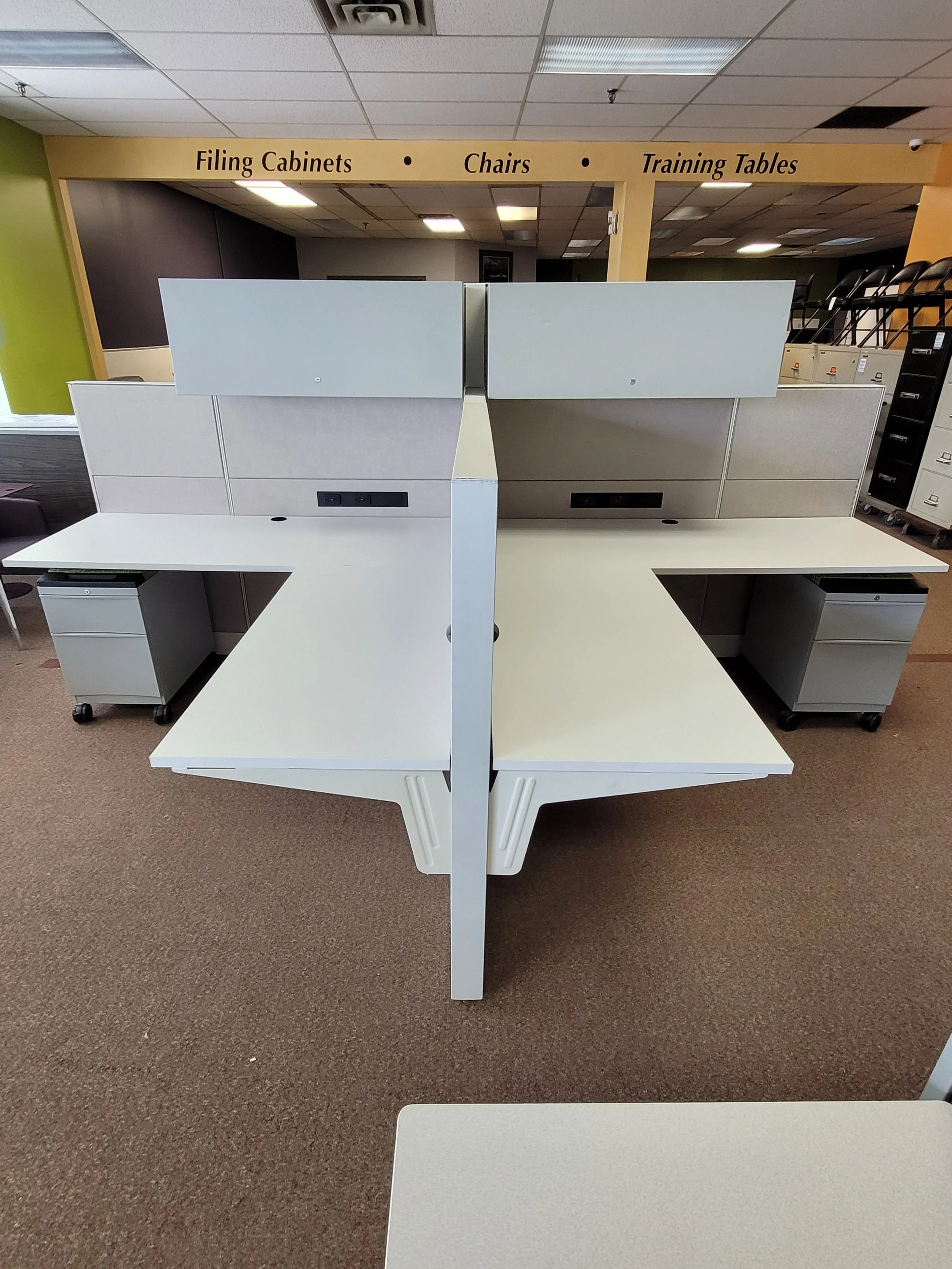 TEKNION | Leverage Workstation 6ft x 5ft 6"