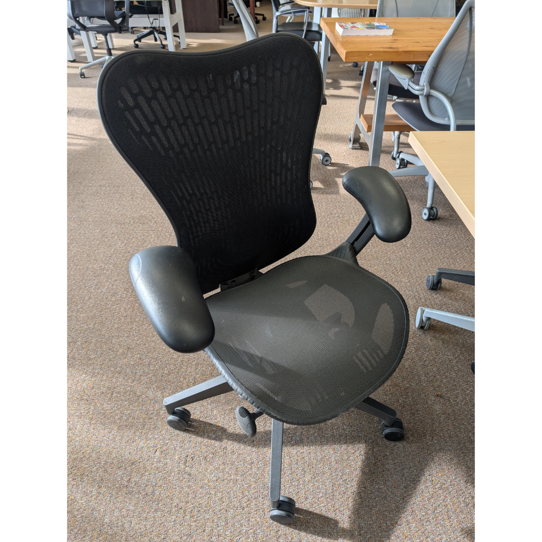 HERMAN MILLER | Mirra 2 Chair