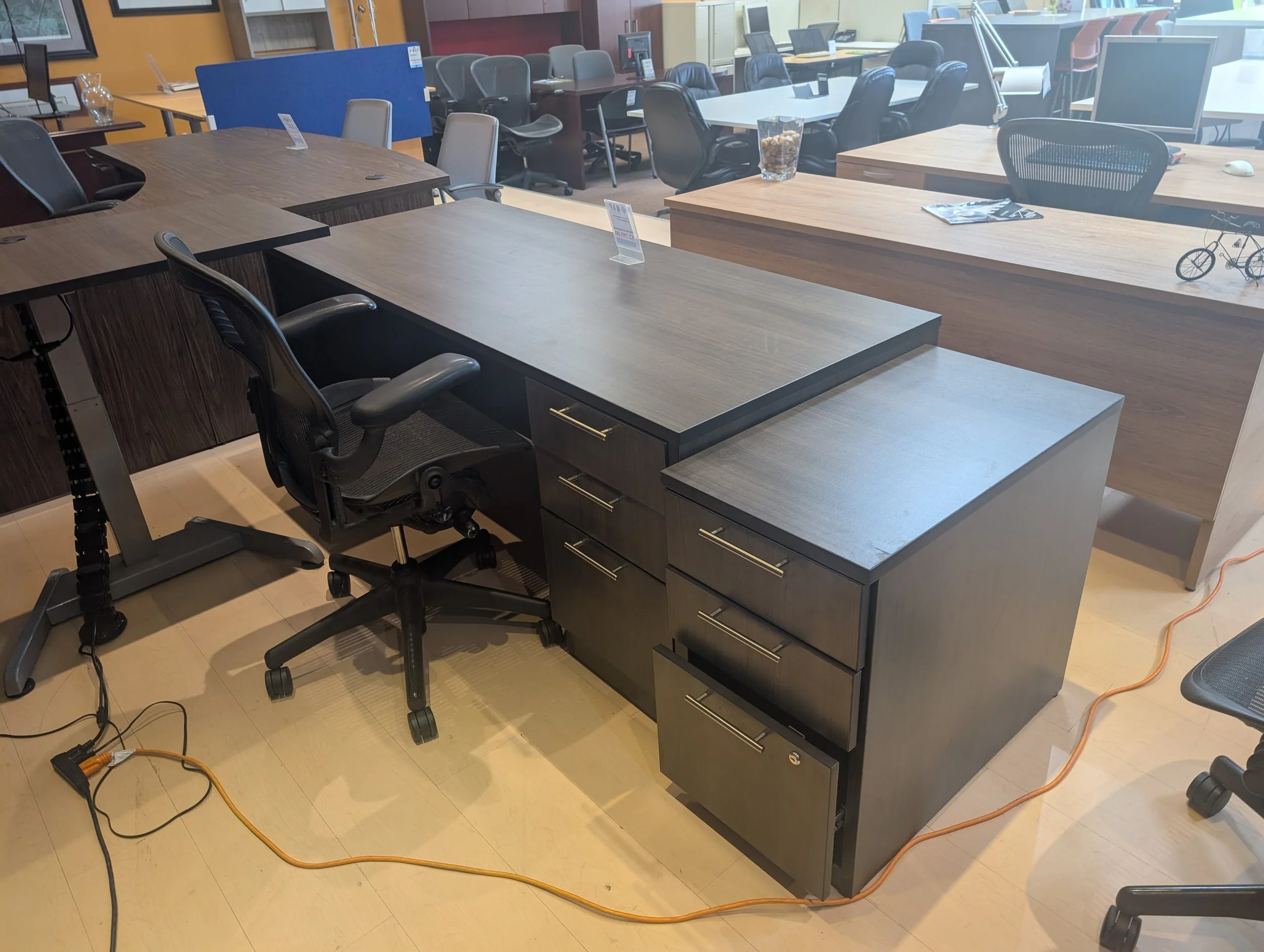 IOF U Shaped Suite 3.jpg