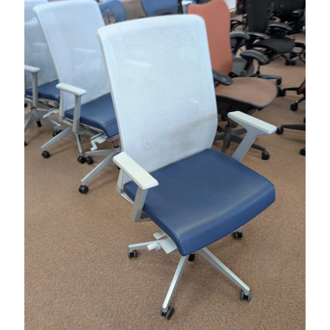 HAWORTH | Very Chair