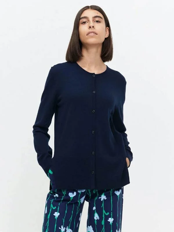 AW20-Pirkko-Vilske-Extrafine-Merino-Cardigan.jpg