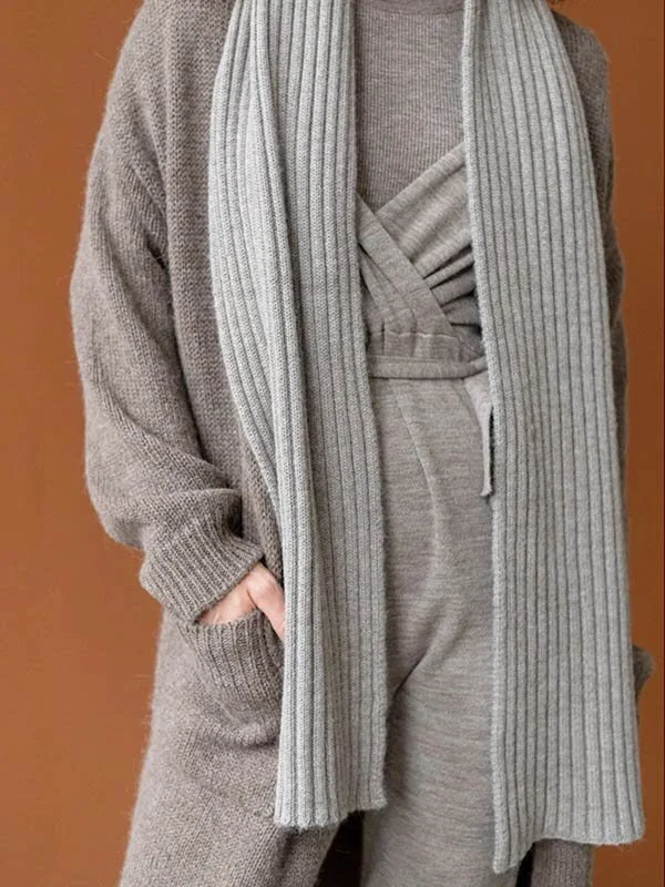 AW20-SSKEIN-RIBBED-SCARF.jpg