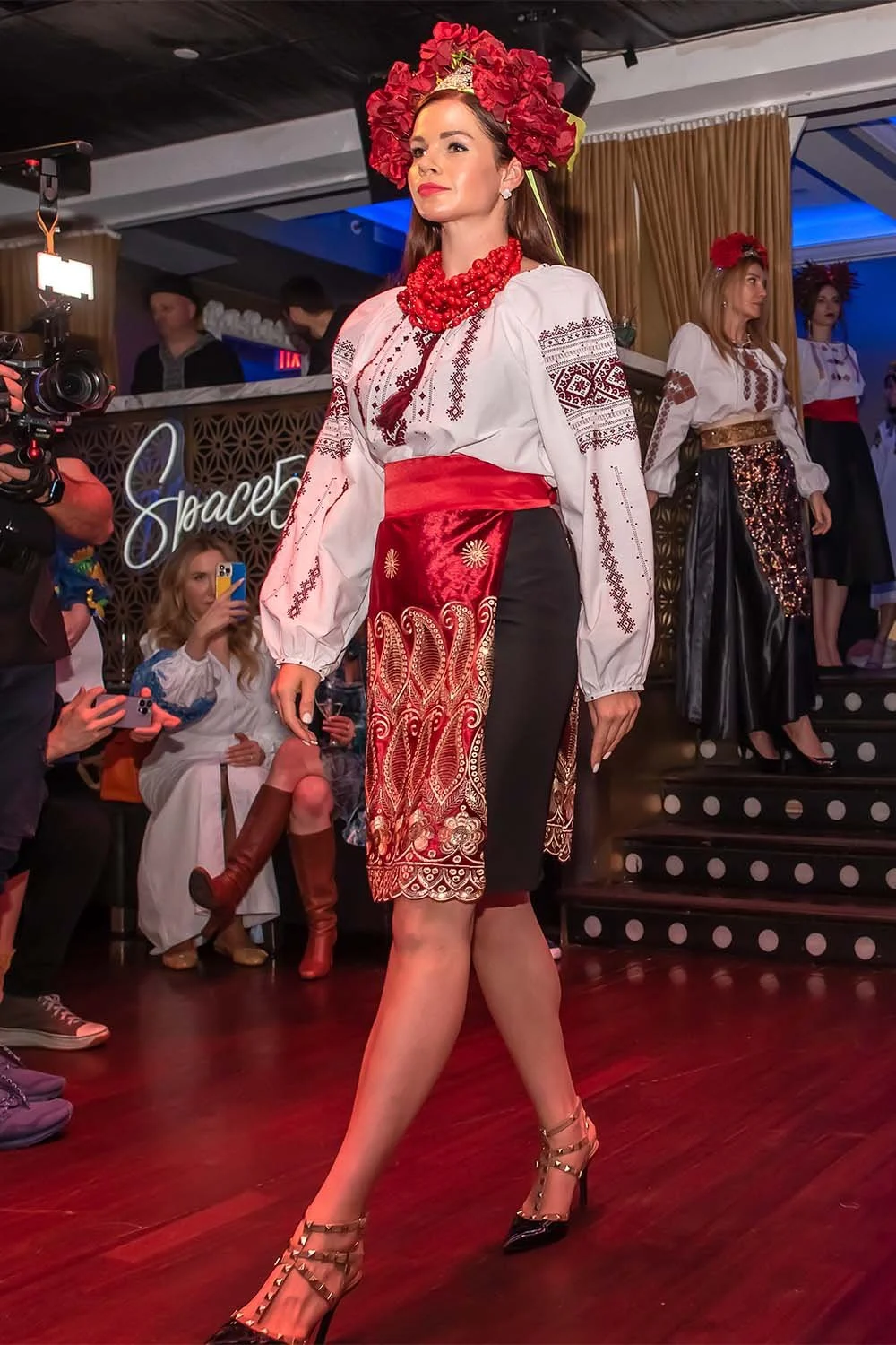 Compassion with Fashion: Rise with Ukraine