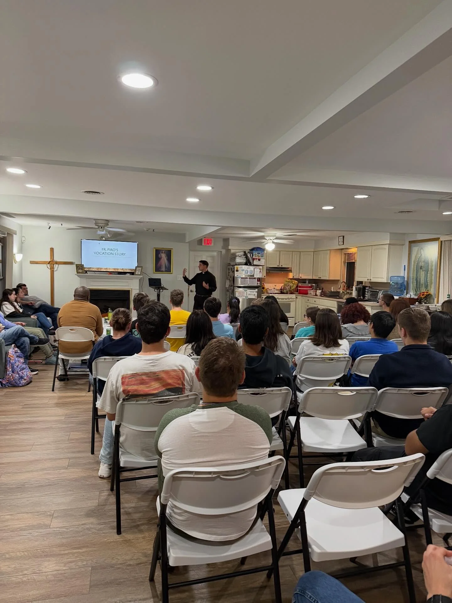 It was a wonderful night hearing Fr. Piro&rsquo;s Vocation Talk! Thank you to alumni, Dimitry @copticorthorhodoxbro18 for donating the Jimmy John&rsquo;s hoagies for our dinner! We have some wonderful alumni who always come back to support! 

#rowanc