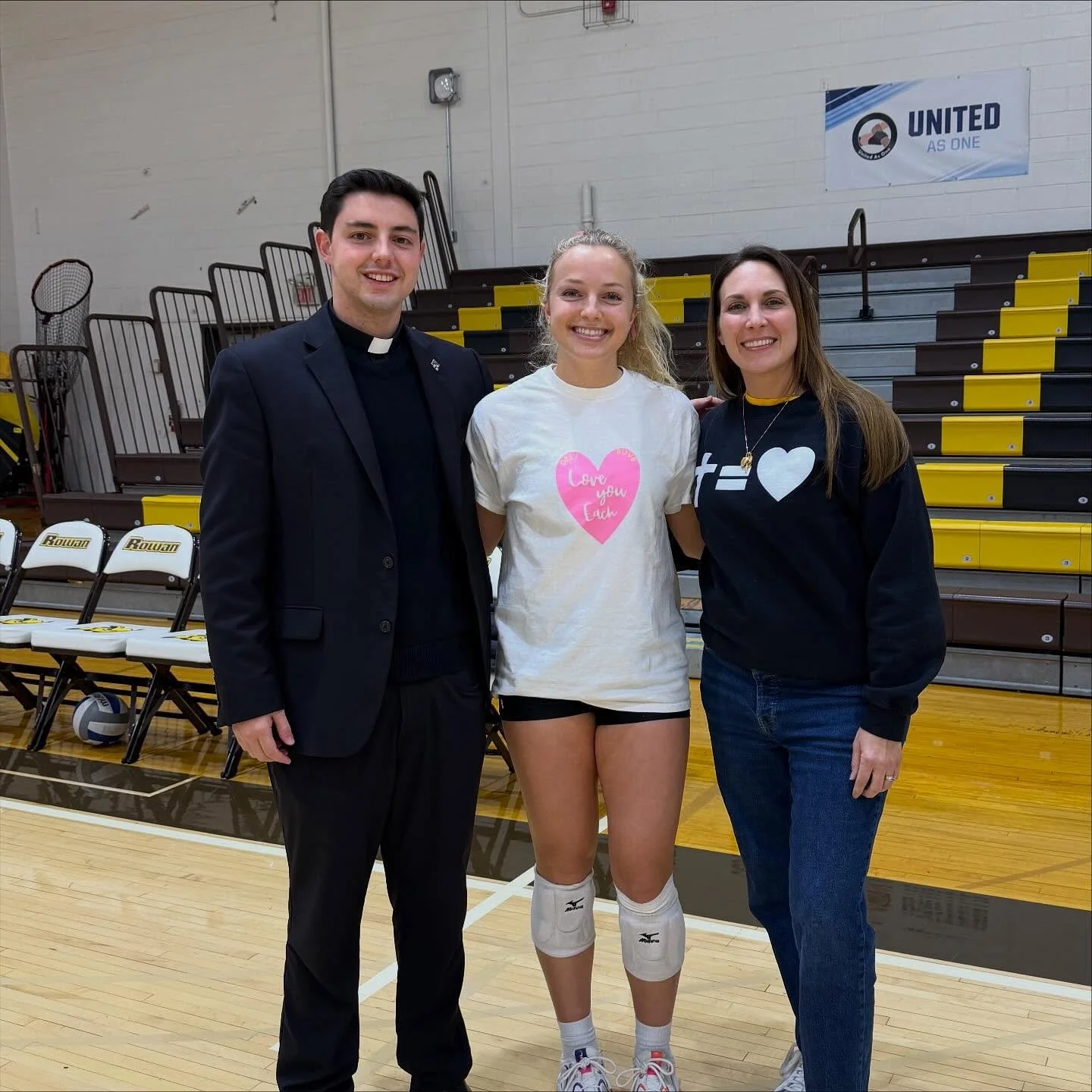It was a great run and a great season for the @rowanvolleyball ! You played amazing tonight. Even if it didn&rsquo;t fall your way, your heart, your perseverance and your faith truly speaks volumes! Congratulations to the team&rsquo;s Captain and Row