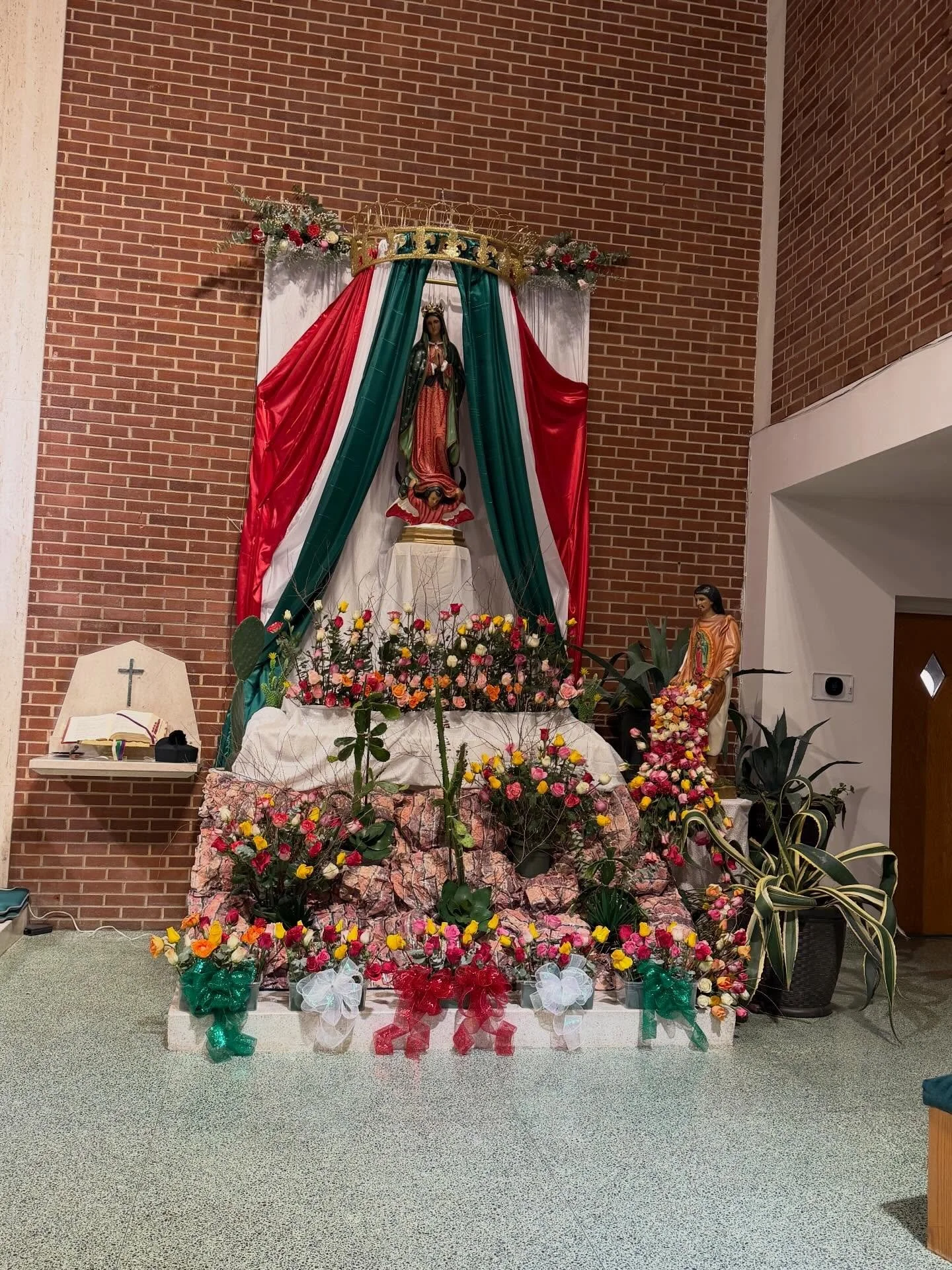 A beautiful Mass and fiesta honoring Our Lady of Guadalupe! A special thank you to the Our Lady of Guadalupe Committee members, Deacon Sam &amp; Fr. John Rossi for making the celebration so special!

#saintbridgetuniversityparish #ourladyofguadalupe