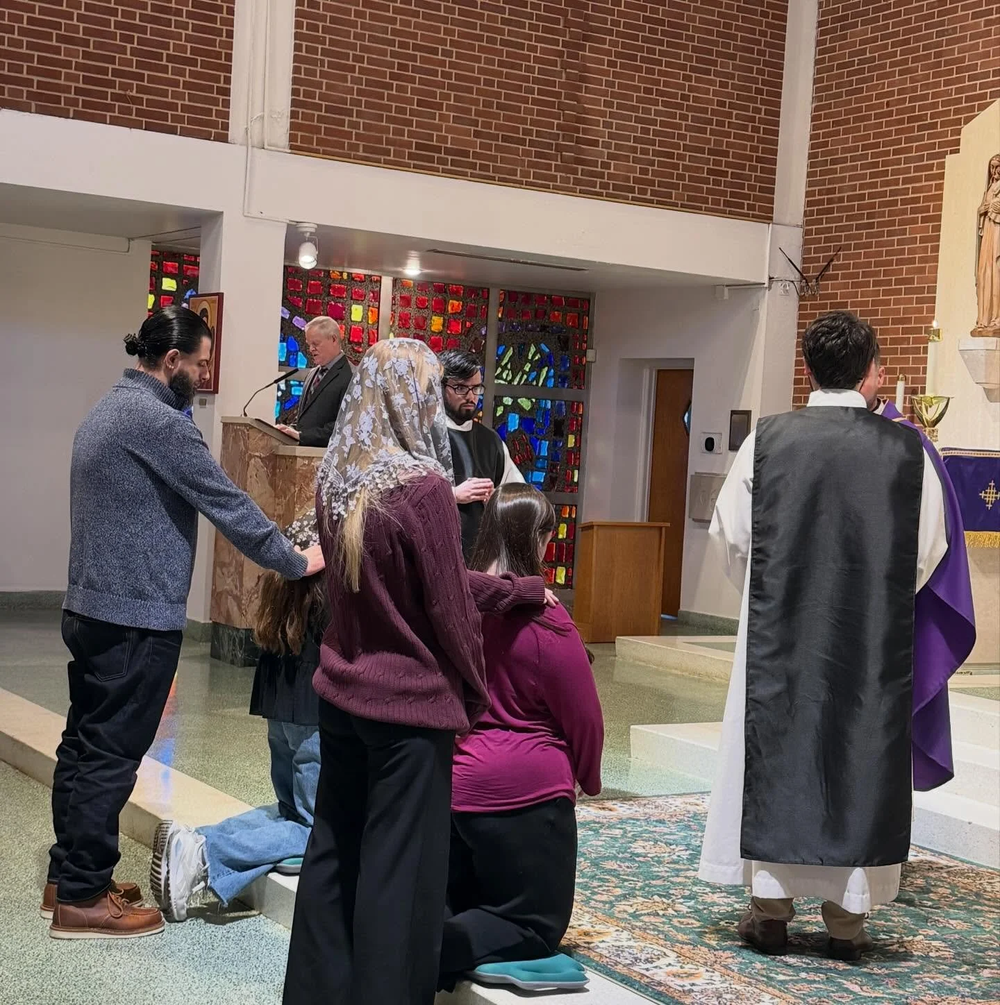 It was a beautiful and full weekend for our students! 

We had the First Scrutiny for Catechumens Emily &amp; Madeline, at the 4:30pm Mass. ⛪️ Followed by a St. Patrick&rsquo;s Day Party at the Newman House! ☘️ 

We also like to thank all the parishi