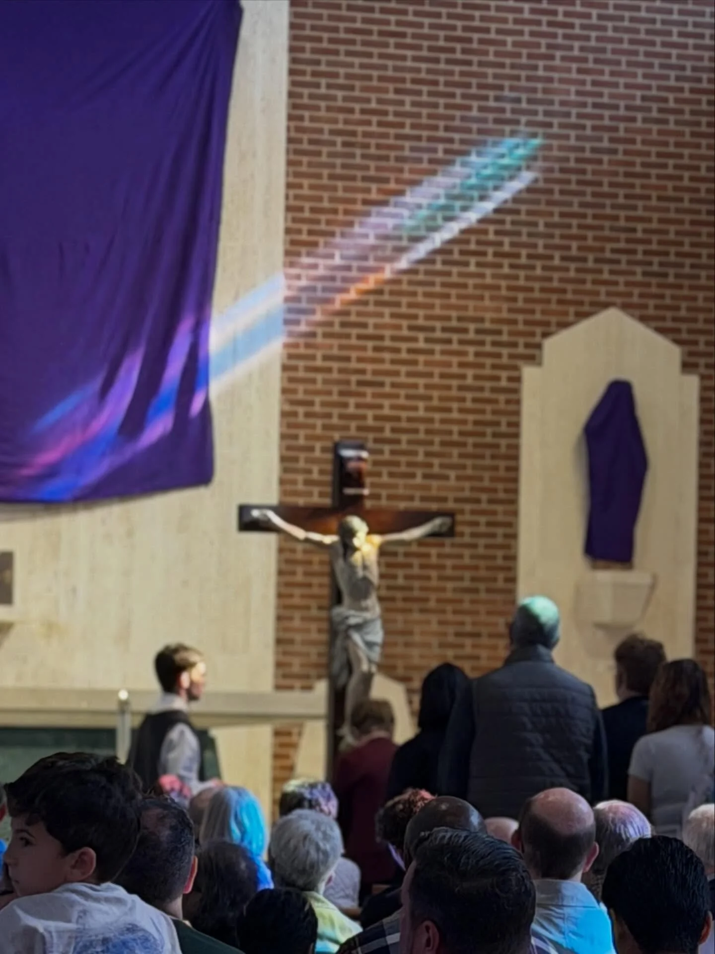 Good Friday of the Lord&rsquo;s Passion at St. Bridget University Parish. 🙏🏻✝️

#stbridgetuniversityparish #rowancatholic #rowanuniversity #catholicampusministry  #GoodFriday