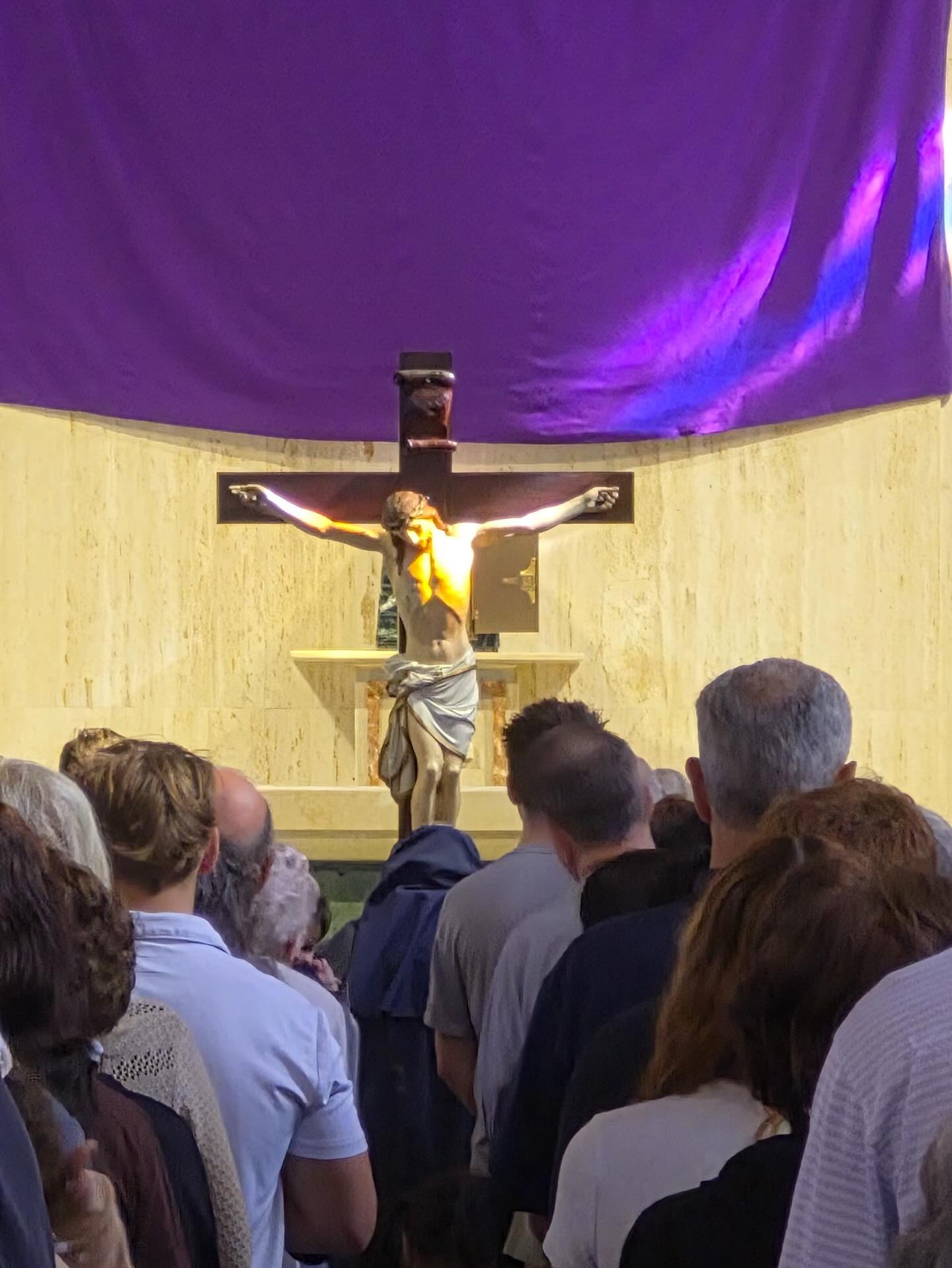 &ldquo;It is finished.&rdquo; Fr. Rossi preached about the Death of Christ revealing how God can work all things for good for those who love Him and are called according to His Plan. Over 250 faithful of all ages and walks of life came to venerate th