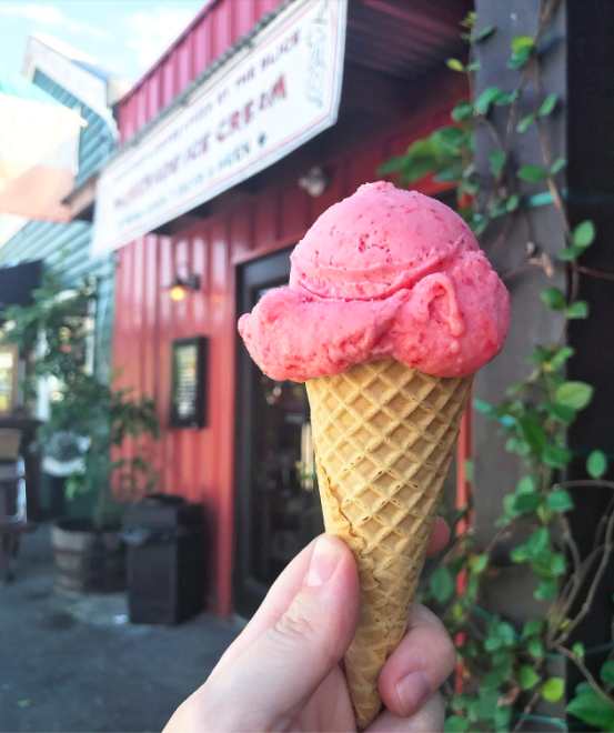 The 450 Pizza Joint Homemade Strawberry Icecream