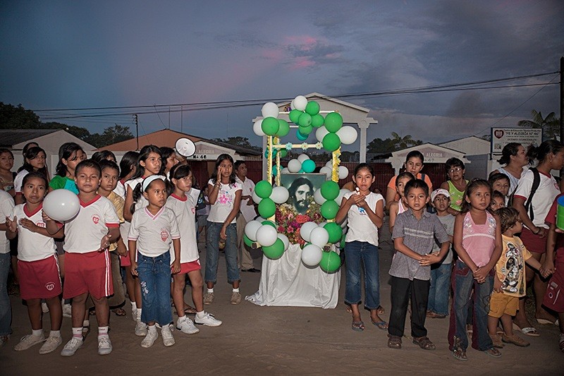  Waiting for Saint John the Baptist, San Juan, Iquitos 2009 