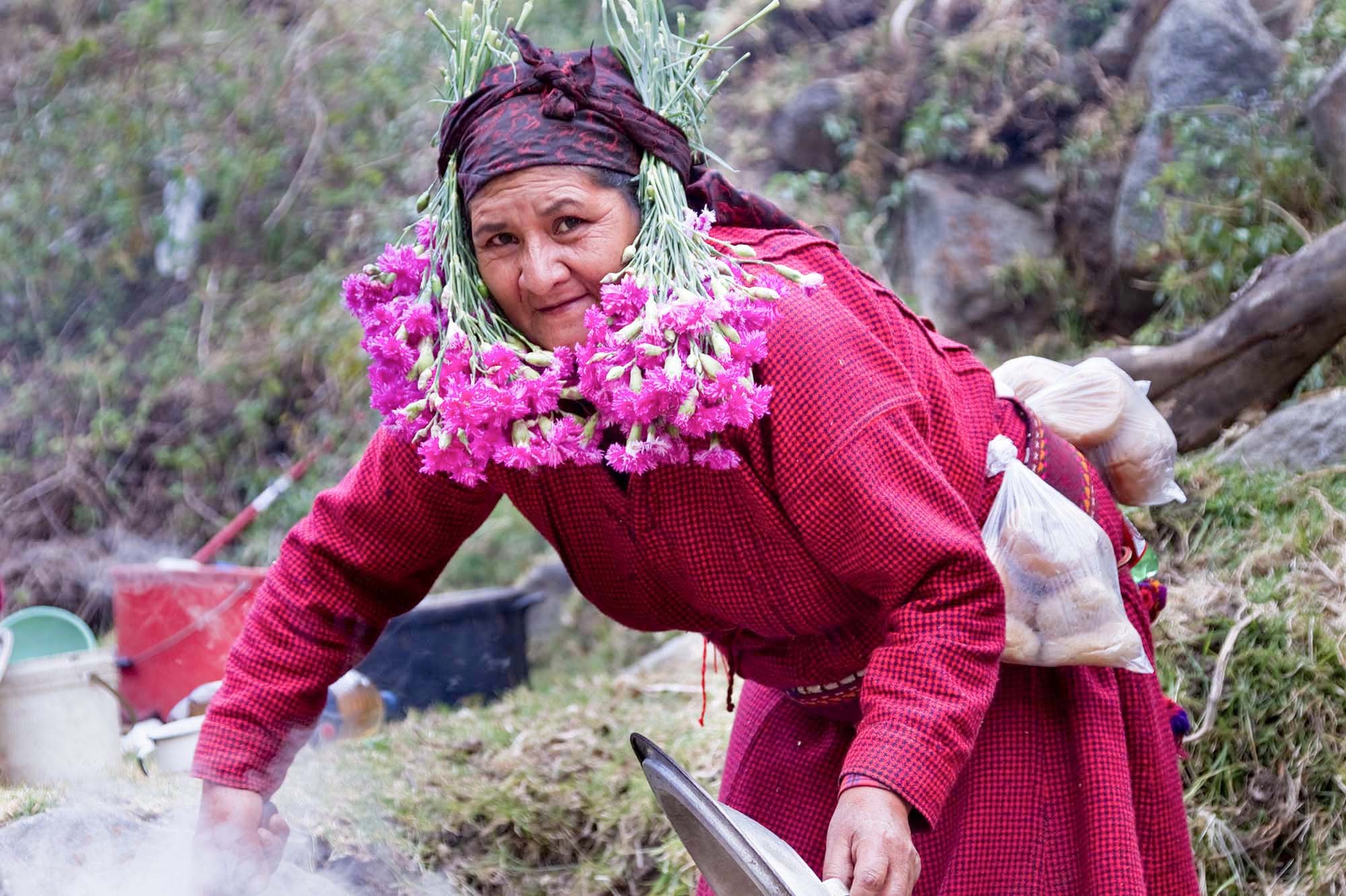  To clean and prepare the soil for sowing  (amrutzpta) ,  the owner of the farm invites friends and family members to help.  The  owner wears flowers and cooks a large meal for everyone.  The following  days, the owner returns the favor and helps at 