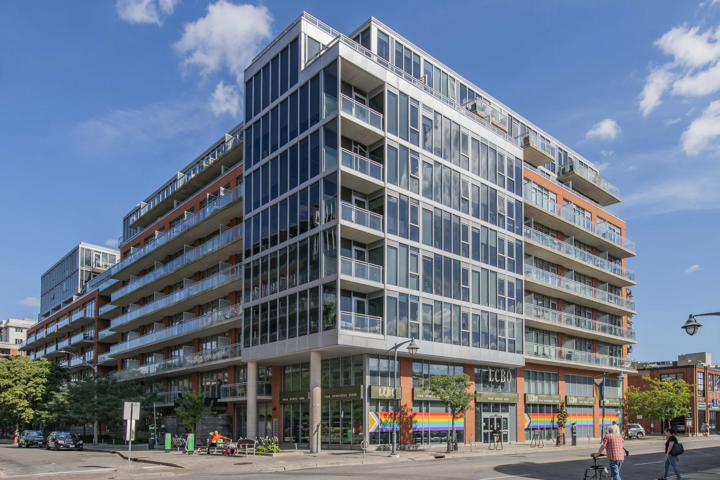306-360 Mcleod - Grant Real Estate - 01.JPG