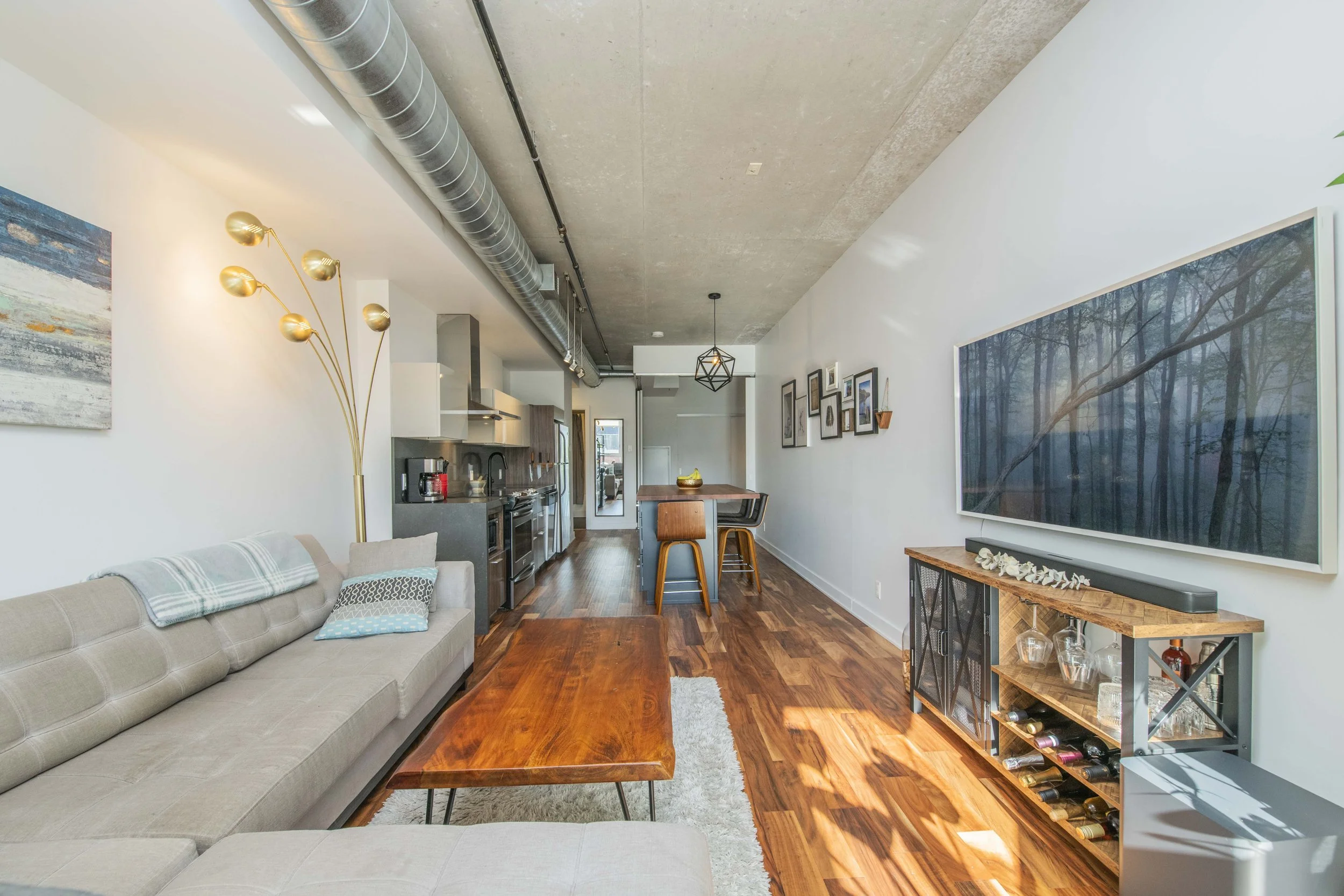 306-360 Mcleod - Grant Real Estate - 011.JPG