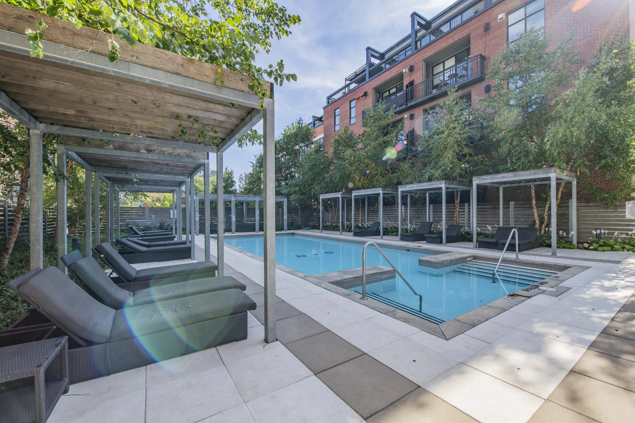 306-360 Mcleod - Grant Real Estate - 022.JPG