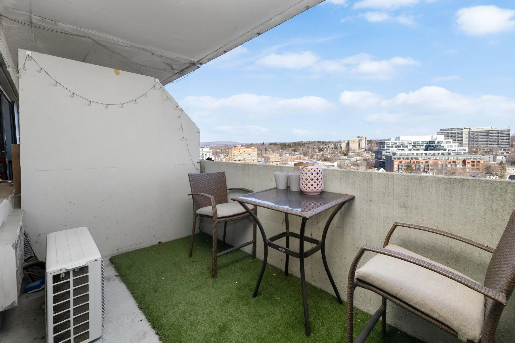 1114-40 Landry - Grant Real Estate - 014.jpg