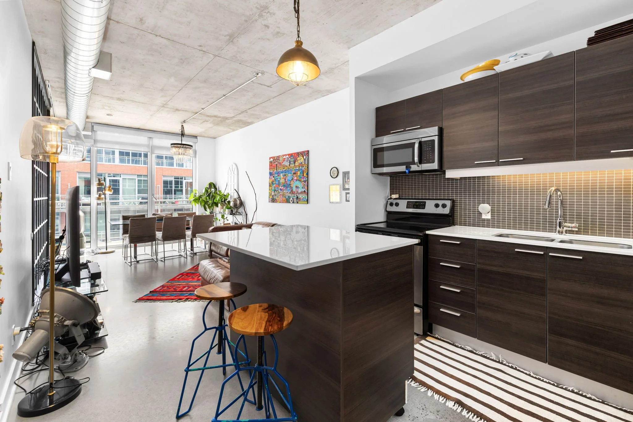 622-349 Mcleod - Grant Real Estate - 06.jpg