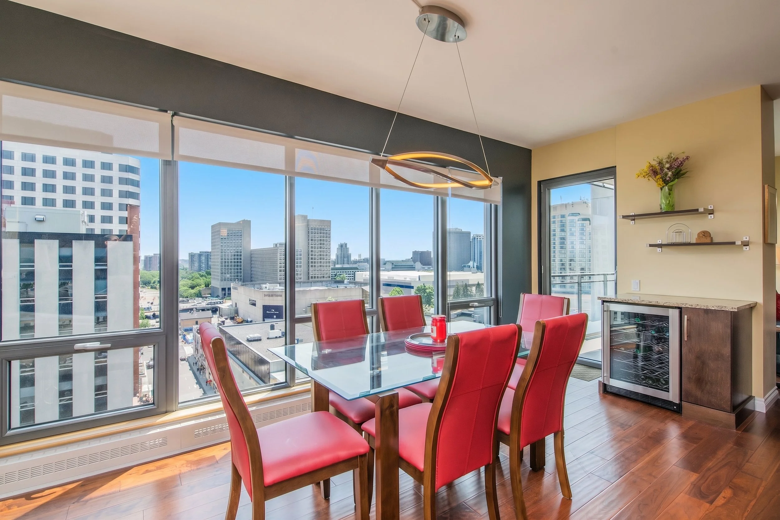 1307-90 George - Grant Real Estate - 010.jpg