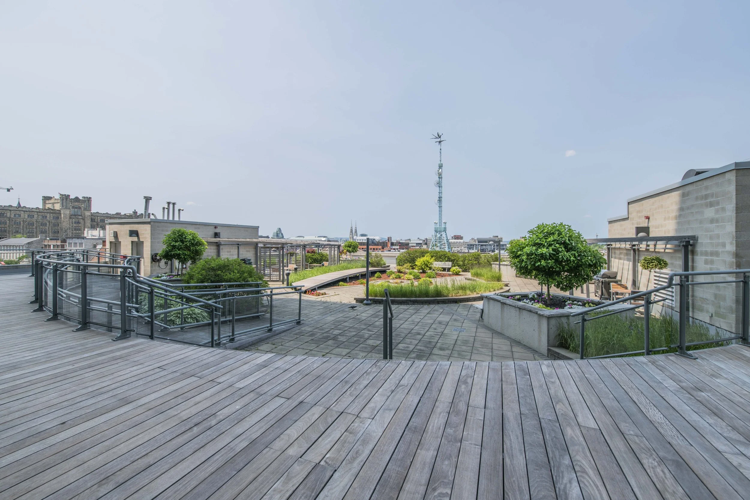 1307-90 George - Grant Real Estate - 023.JPG