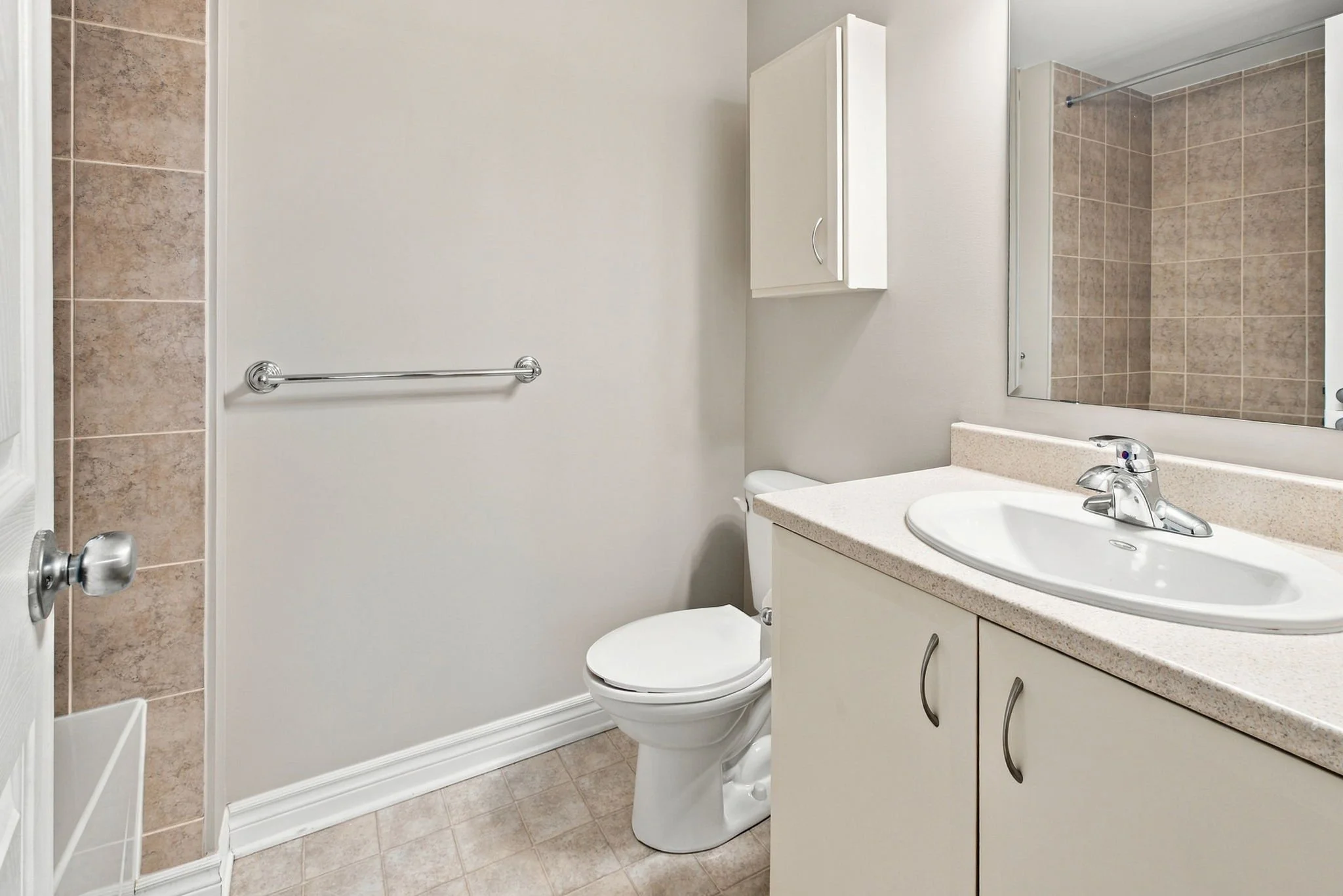 668 A Chapman Mills - GRE - 019.jpg
